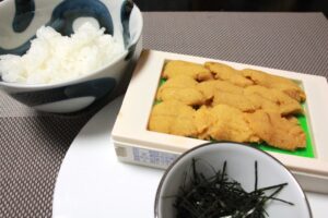 板ウニと酢飯 -夏の特選コース-